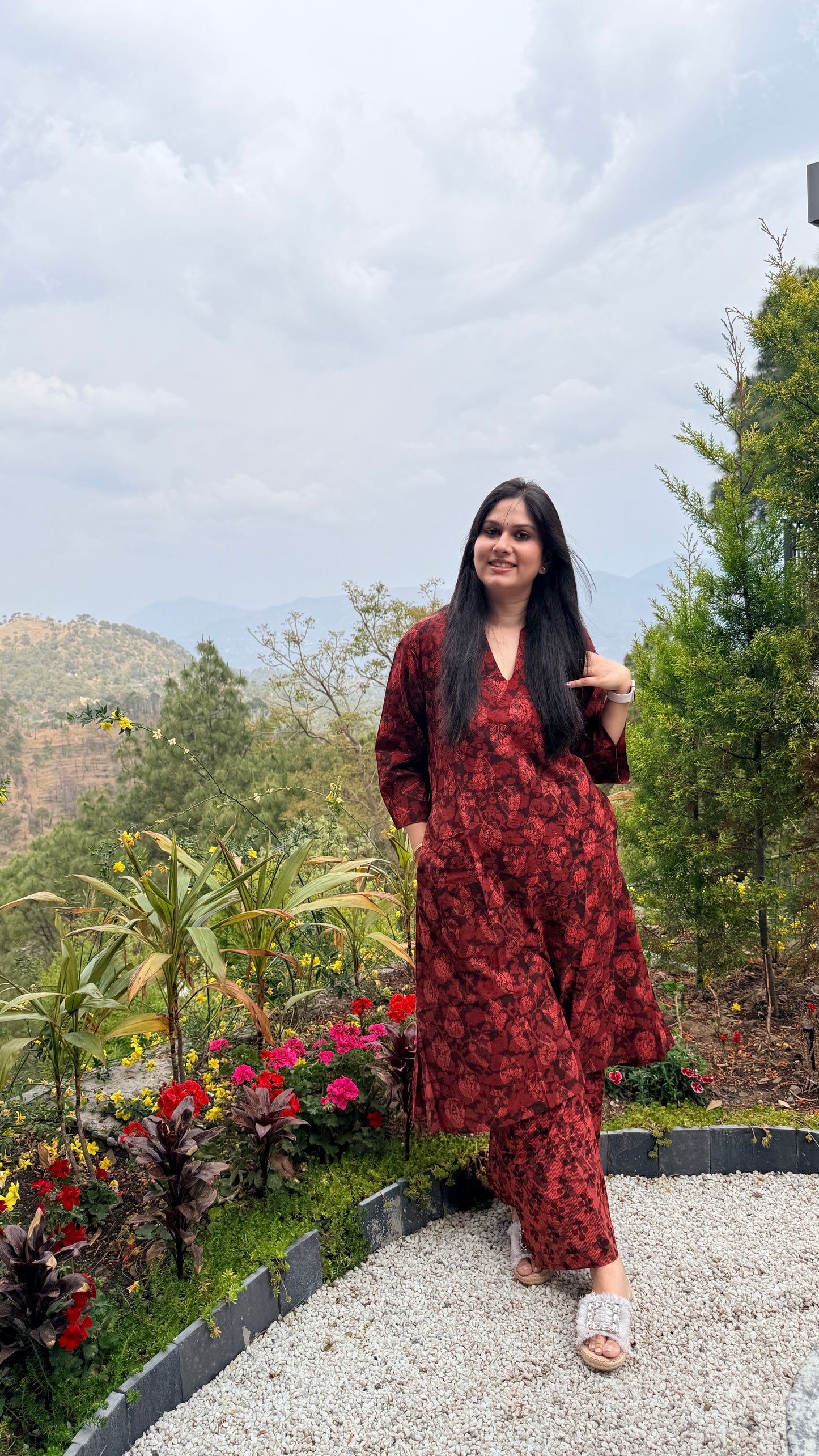 Surkh  Kurta Set