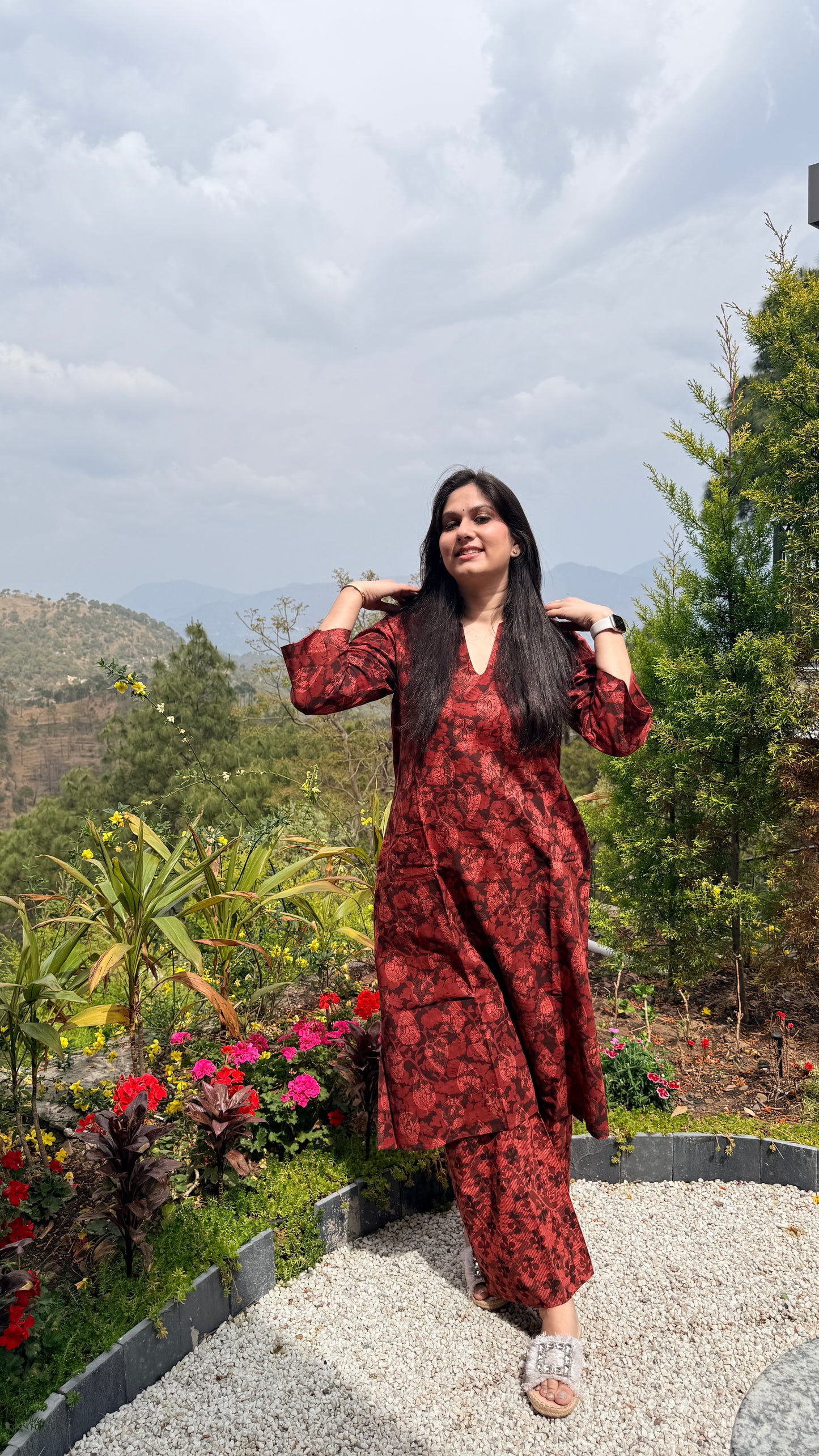 Surkh  Kurta Set