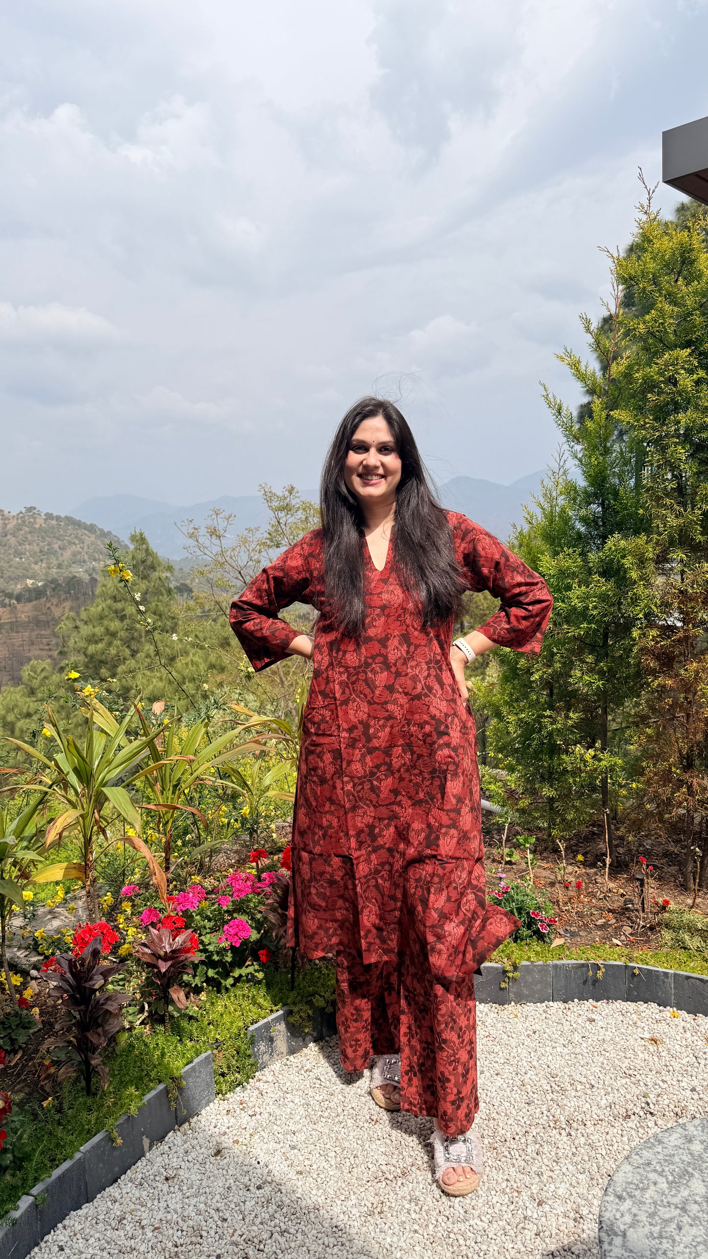 Surkh  Kurta Set