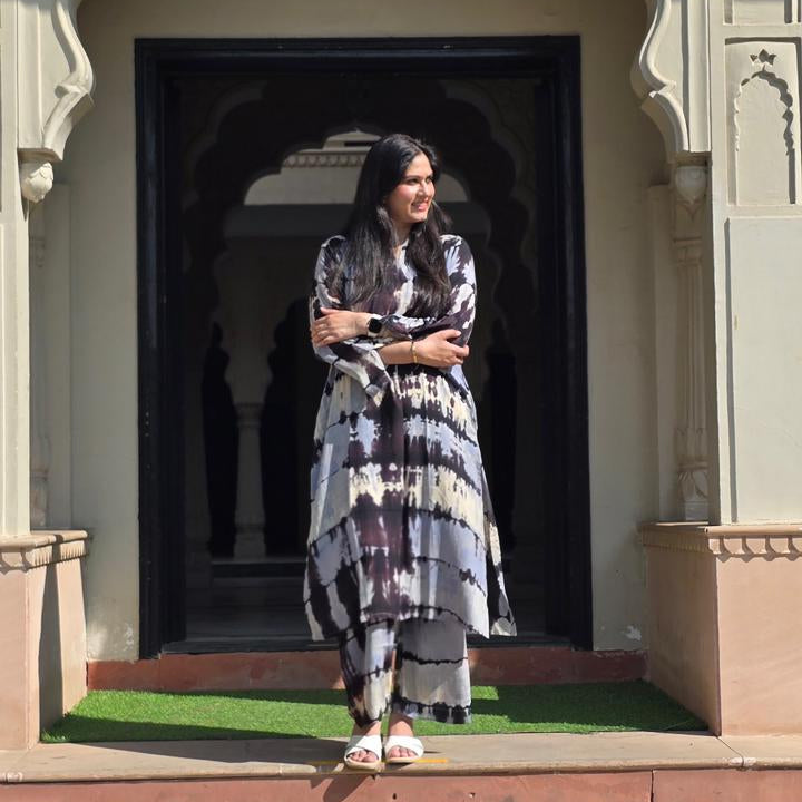 Rangreza – Dhuaan Grey Kurta Set