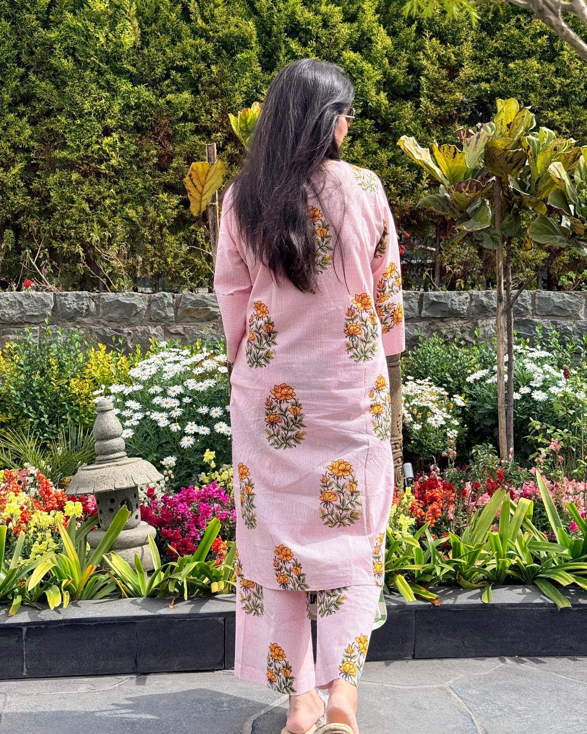 Blushy Kurta Set - back