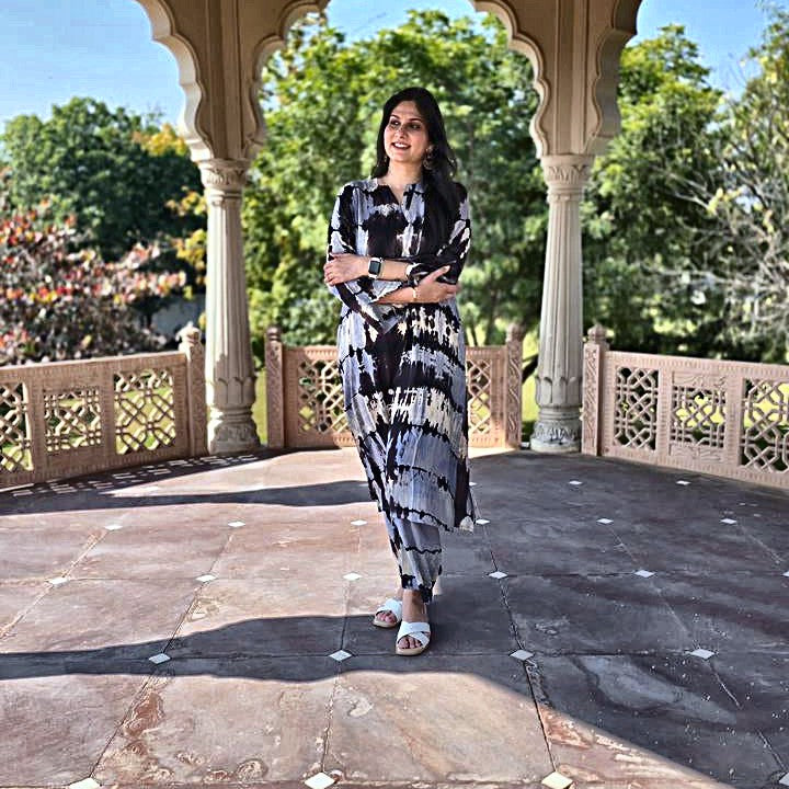 Rangreza – Dhuaan Grey Kurta Set