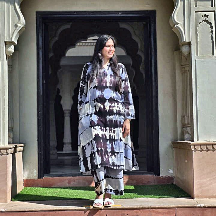Rangreza – Dhuaan Grey Kurta Set