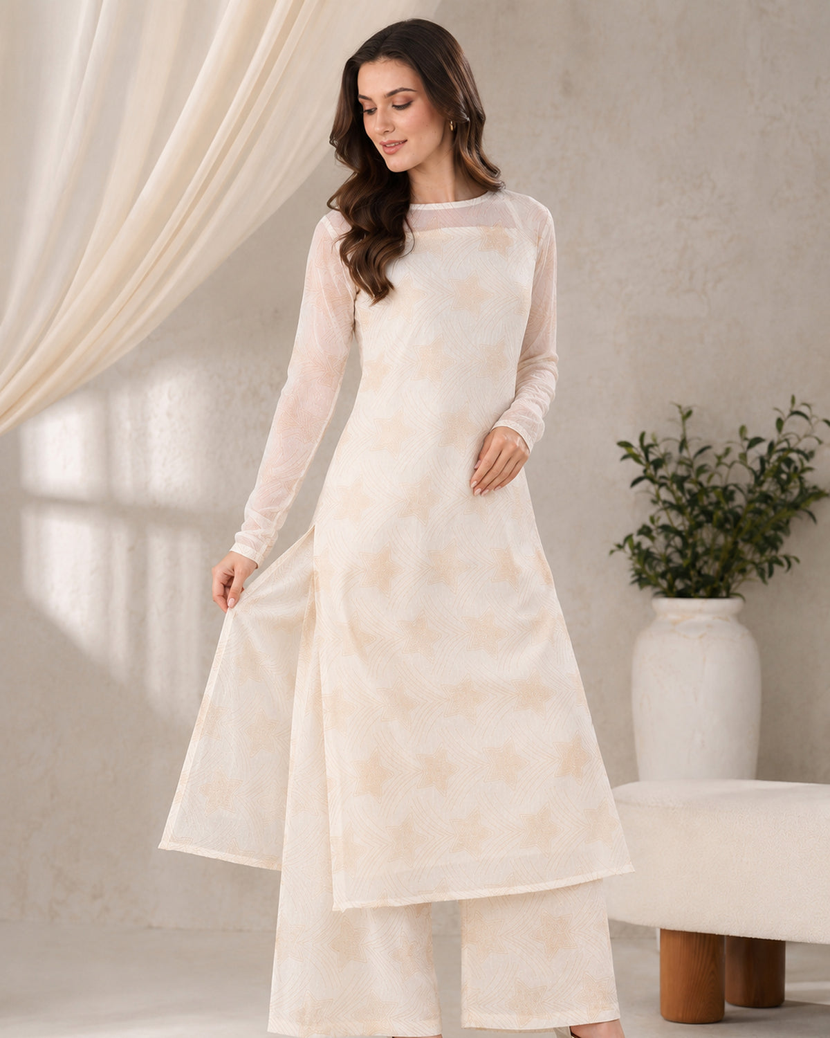 Chandni Noor ivory kurta set with palazzo